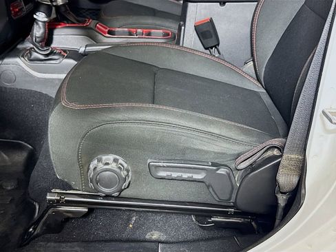 Used 2020 Jeep Gladiator Rubicon w/ Trailer Tow Package image 16