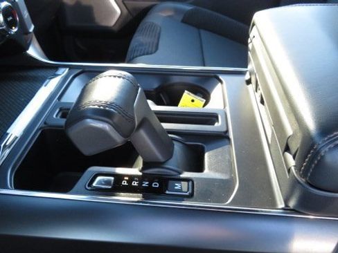 Certified 2022 Ford F150 Raptor w/ Equipment Group 801A High image 18