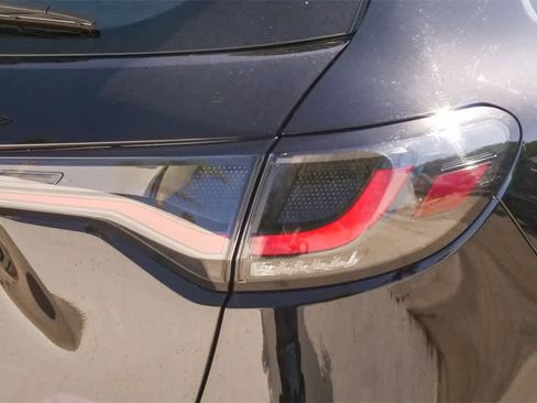 Used 2025 Honda HR-V LX image 10