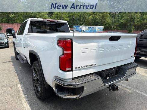 Used 2024 Chevrolet Silverado 2500 LTZ w/ LTZ Plus Package AWD/4WD image 12