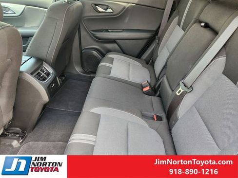 Used 2025 Chevrolet Blazer LT AWD/4WD image 29