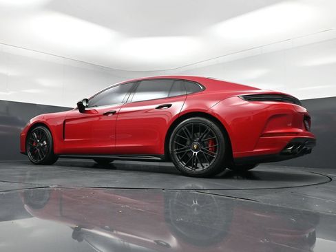 Certified 2026 Porsche Panamera GTS AWD/4WD image 25