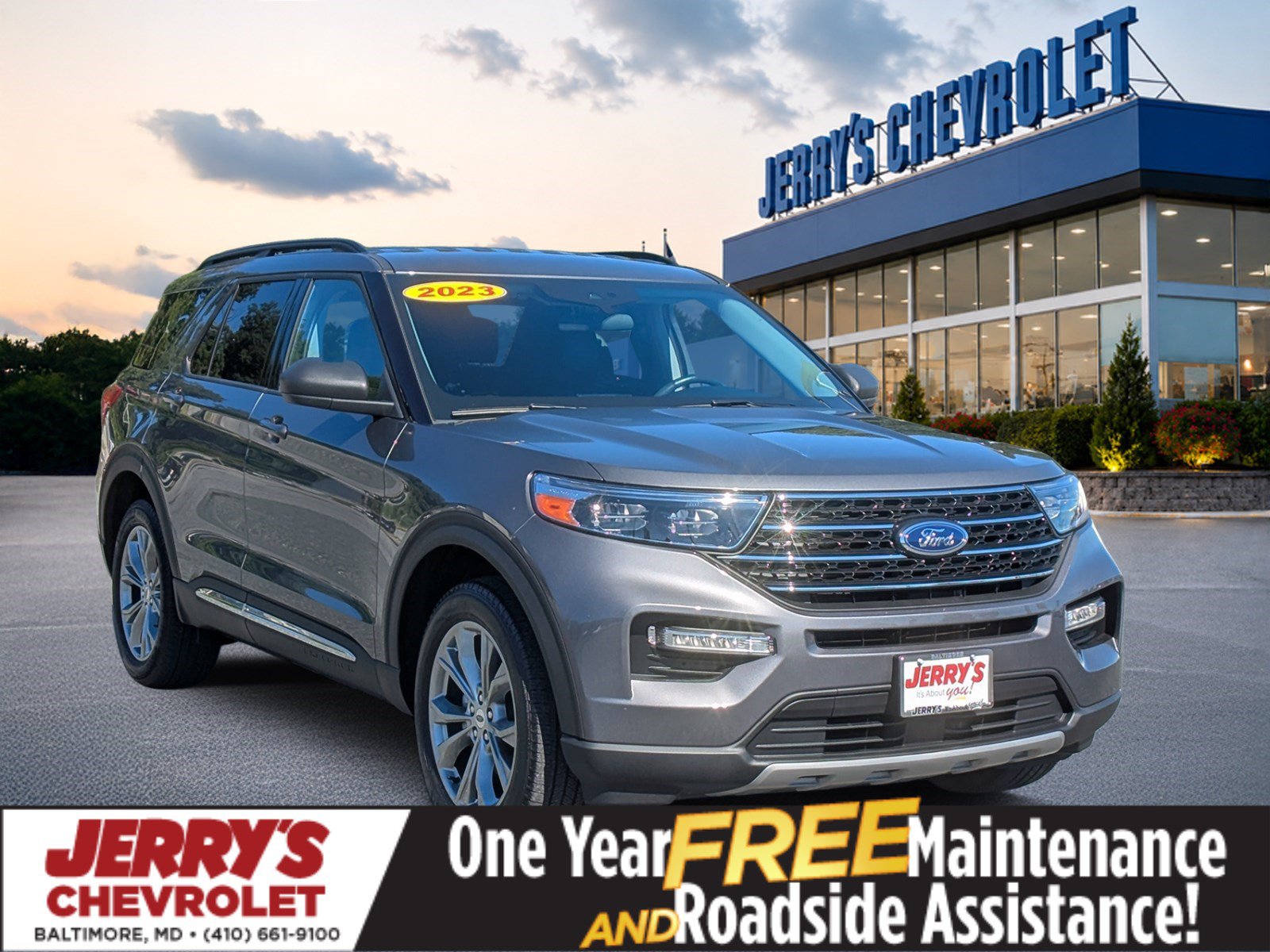 Used 2023 Ford Explorer XLT w/ Equipment Group 202A AWD/4WD image 1