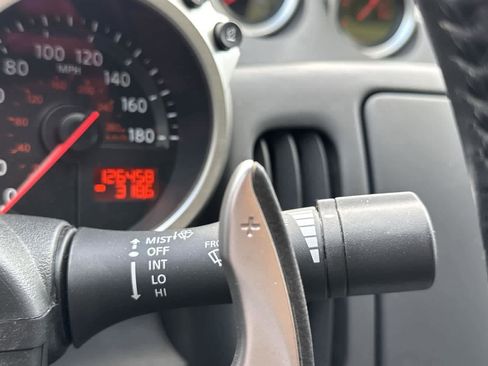 Used 2013 Nissan 370Z Coupe image 19