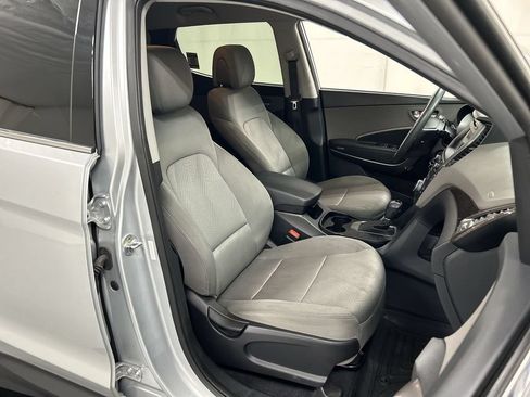 Used 2017 Hyundai Santa Fe Sport FWD image 22