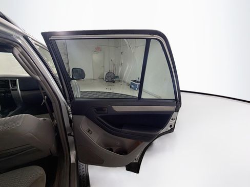 Used 2008 Toyota 4Runner SR5 RWD image 27
