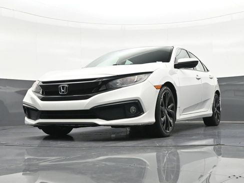 Used 2019 Honda Civic Sport image 30