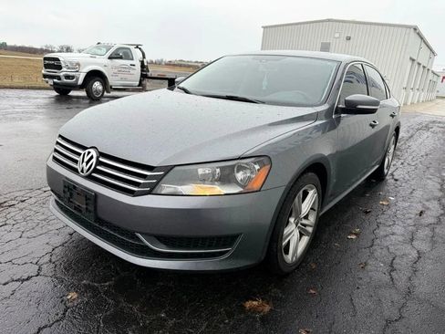 Used 2014 Volkswagen Passat 1.8T SE image 4