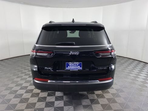 Used 2023 Jeep Grand Cherokee L Limited AWD/4WD image 9