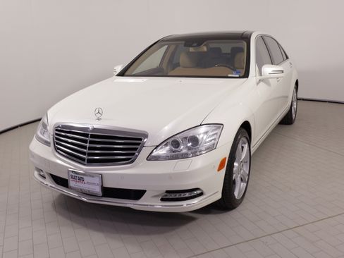 Used 2013 Mercedes-Benz S 550 4MATIC image 5