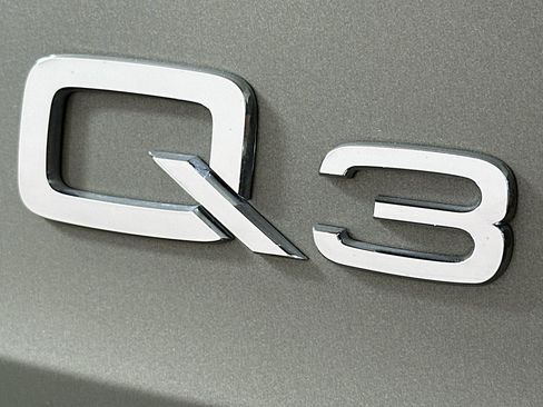 Used 2021 Audi Q3 2.0T Premium w/ Convenience Package image 10