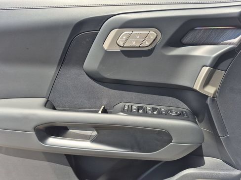 New 2027 Kia Telluride SX Prestige AWD/4WD image 6