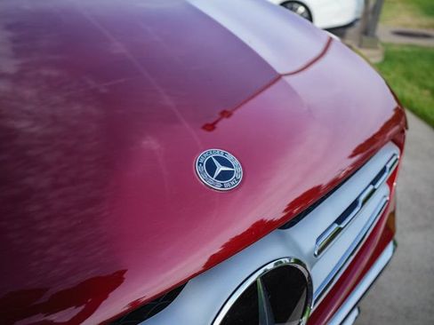 Certified 2022 Mercedes-Benz GLC 300 4MATIC image 4