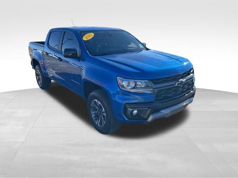 Used 2022 Chevrolet Colorado Z71 w/ Safety Package image 9