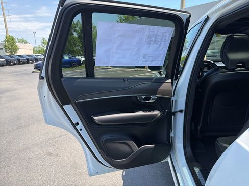 Used 2019 Volvo XC90 T6 R-Design w/ Advanced Package AWD/4WD image 17