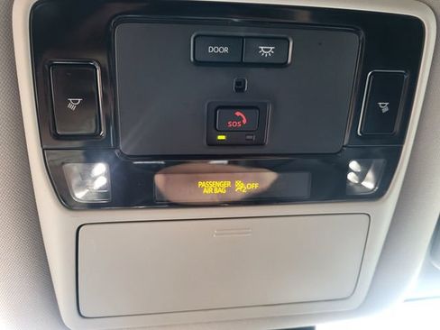 Used 2025 Toyota Grand Highlander AWD image 20