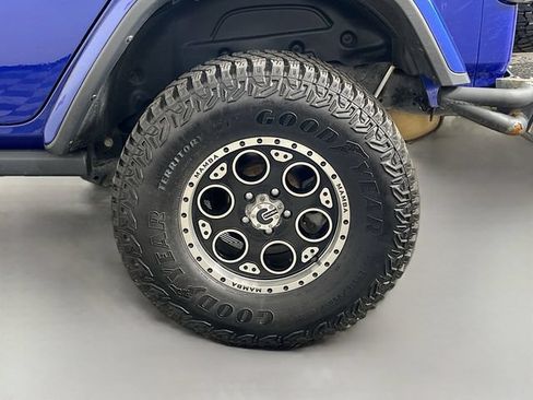 Used 2018 Jeep Wrangler Unlimited Sport AWD/4WD image 32