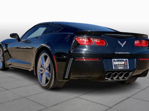 Used 2017 Chevrolet Corvette Stingray Coupe image 11