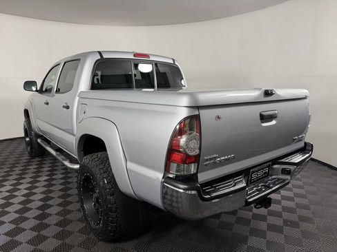 Used 2010 Toyota Tacoma PreRunner RWD image 11