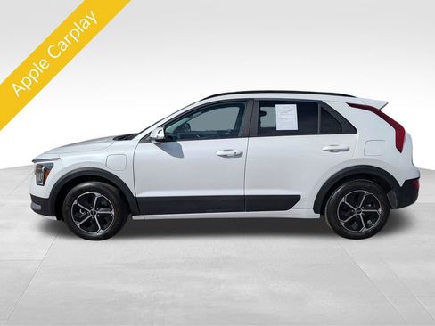 Certified 2023 Kia Niro EX w/ EX Cold Weather Package FWD image 2