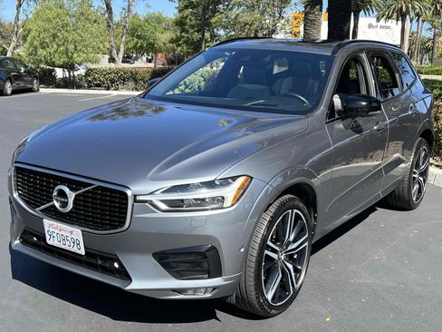 Used 2020 Volvo XC60 T5 R-Design image 15