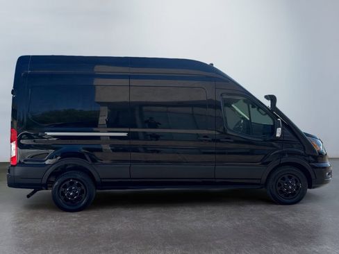 Used 2023 Ford Transit 250 148 High Roof AWD image 4