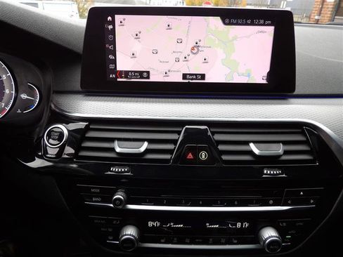 Used 2019 BMW 530i xDrive w/ M Sport Package image 28