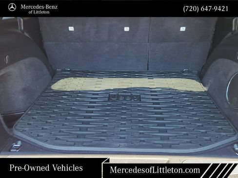 Used 2020 Jeep Grand Cherokee Overland AWD/4WD image 32