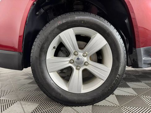 Used 2017 Jeep Compass Latitude AWD/4WD image 36