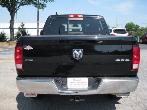 Used 2023 RAM 1500 Classic SLT w/ Trailer & Traction Group AWD/4WD image 7
