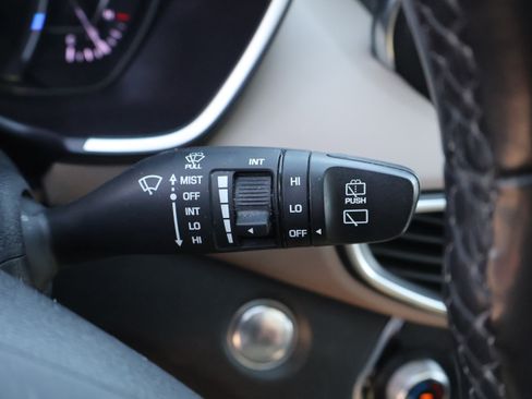 Used 2020 Hyundai Santa Fe SEL image 42