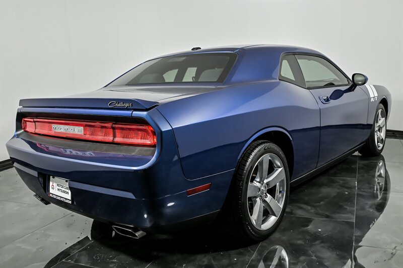 Used 2010 Dodge Challenger R/T w/ Sound Group RWD image 9