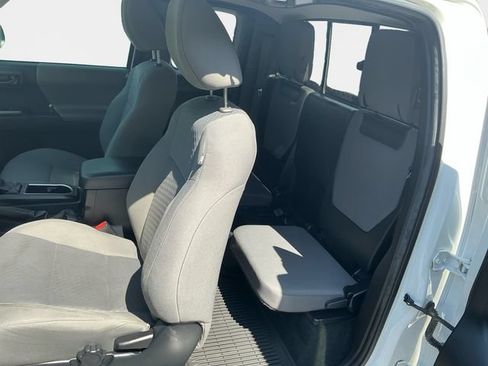 Used 2022 Toyota Tacoma SR w/ SX Package RWD image 15