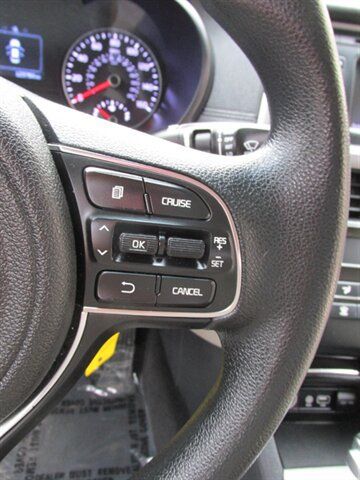 Used 2016 Kia Optima LX FWD image 20