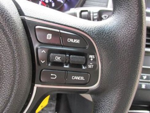 Used 2016 Kia Optima LX FWD image 20