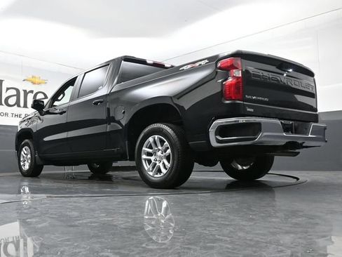 Used 2023 Chevrolet Silverado 1500 LT AWD/4WD image 5