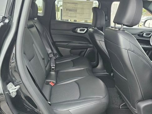 New 2026 Jeep Compass Latitude AWD/4WD image 15