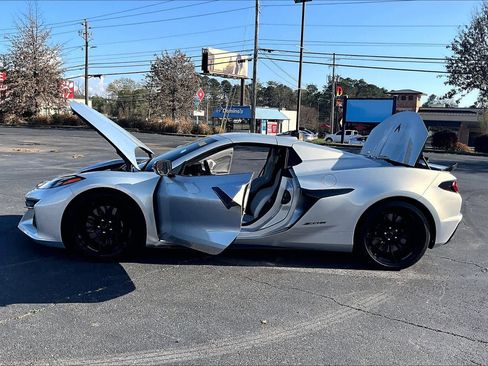Used 2024 Chevrolet Corvette Z06 image 33