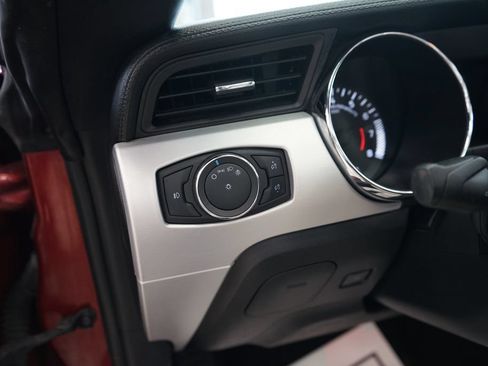 Used 2015 Ford Mustang Premium RWD image 35