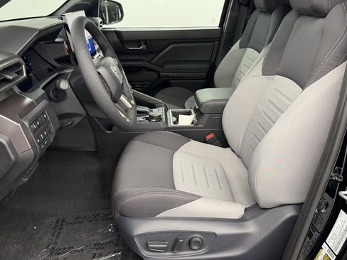 New 2025 Toyota Tacoma TRD Off-Road image 12