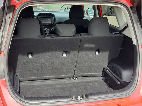 Used 2024 Kia Soul LX w/ Option Group 015 image 23