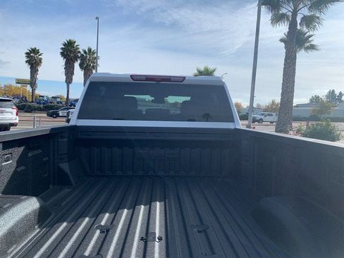New 2026 GMC Sierra 2500 SLE w/ SLE Value Package; image 8