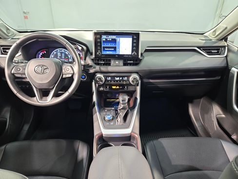 Used 2021 Toyota RAV4 Limited AWD/4WD image 10