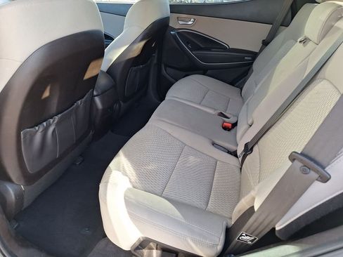 Used 2017 Hyundai Santa Fe Sport image 12