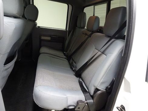 Used 2015 Ford F250 XLT w/ XLT Value Package image 40