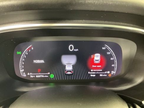 Used 2023 Acura MDX SH-AWD w/ Technology Package image 17