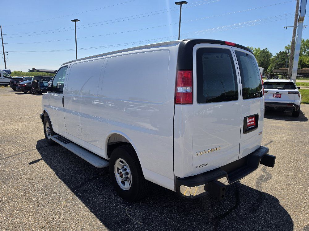Used 2025 GMC Savana 2500 w/ Driver Convenience Package RWD image 8