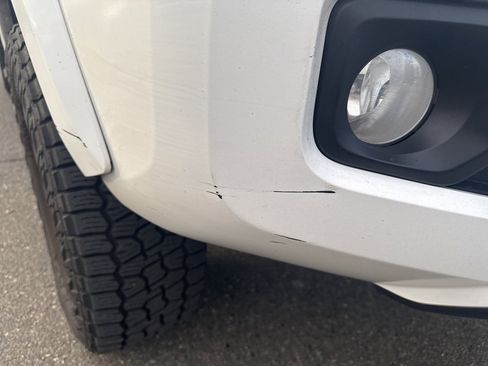 Used 2022 Toyota Tacoma SR5 image 5