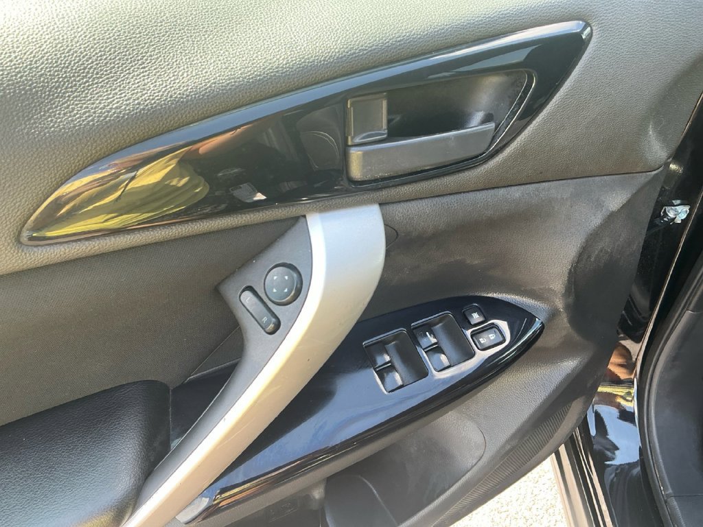 Used 2023 Mitsubishi Eclipse Cross LE AWD/4WD image 16