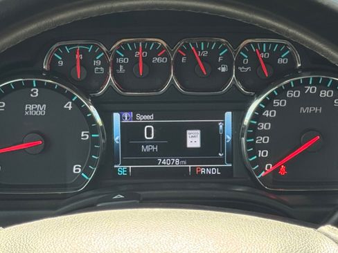 Used 2018 GMC Sierra 1500 SLE w/ SLE Value Package AWD/4WD image 14